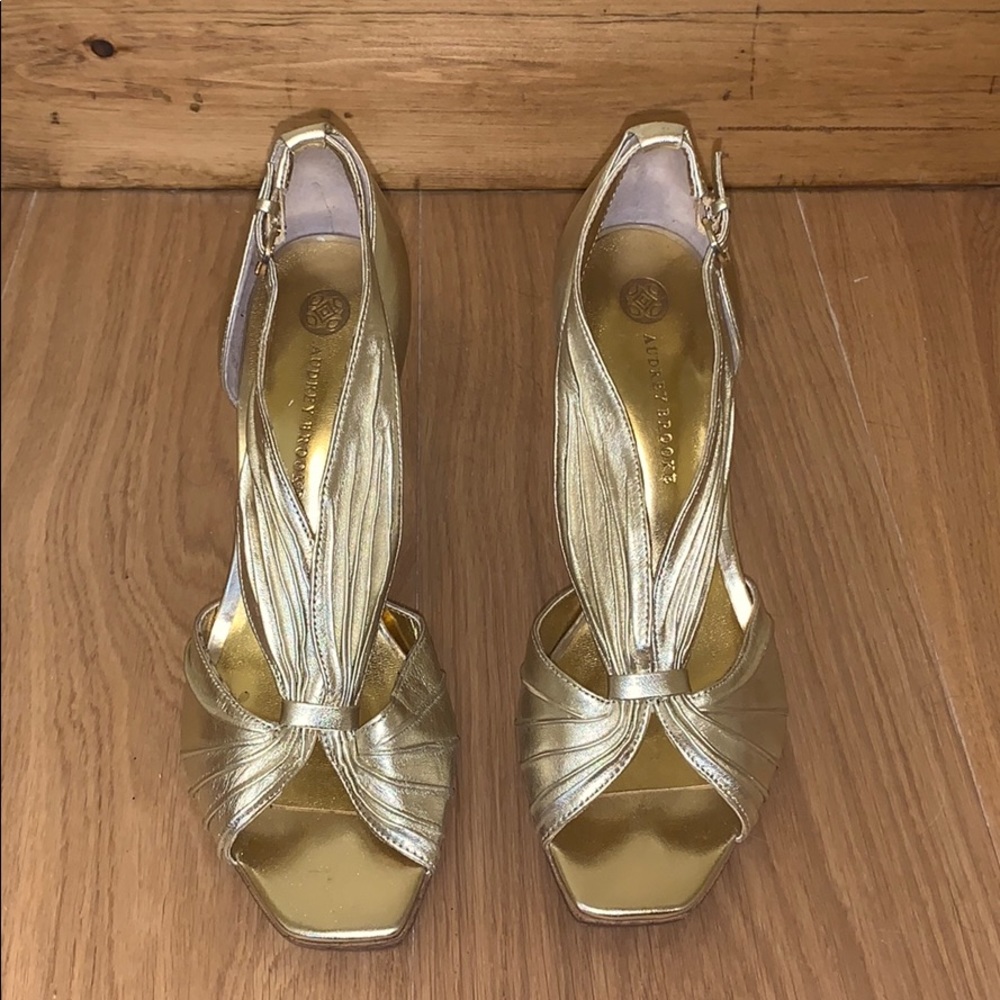 Audrey Brooke Gold Heels Size 7.5